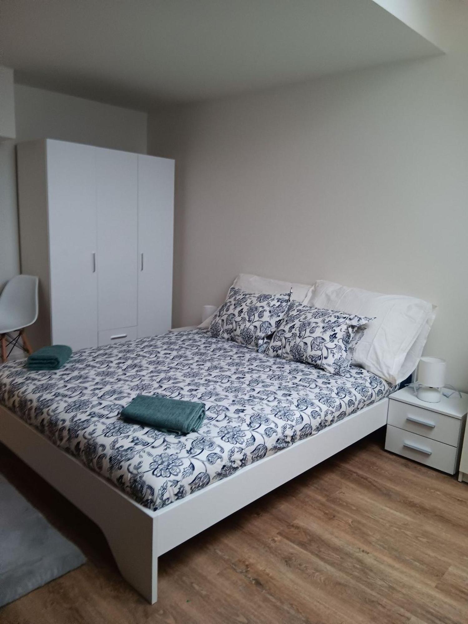 1 Bedroom At 1